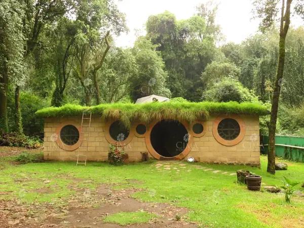 VENTA CASA TIPO HOBBIT AL NORTE DE CUERNAVACA - V408
