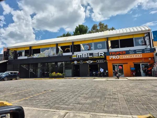 Local comercial sobre avenida pino suarez