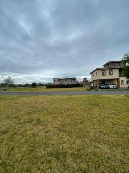 Val Quirico Terreno en Venta