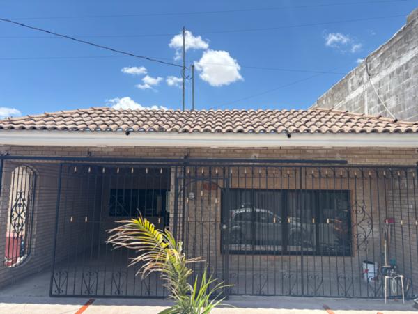 Casa en renta amueblada de 1 piso en excelente zona de Torreón