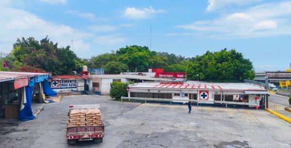 Bodega en Renta en Chamilpa, Cuernavaca: 3,600 m² a Pie de Autopista