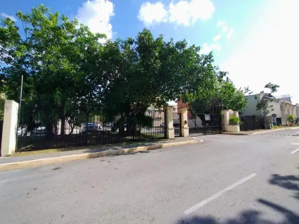 Renta Departamento Equipado en 1er Nivel (2do piso) – Real Valencia Renta Departamento Equipado en 1er Nivel (2do piso) – Real Valencia