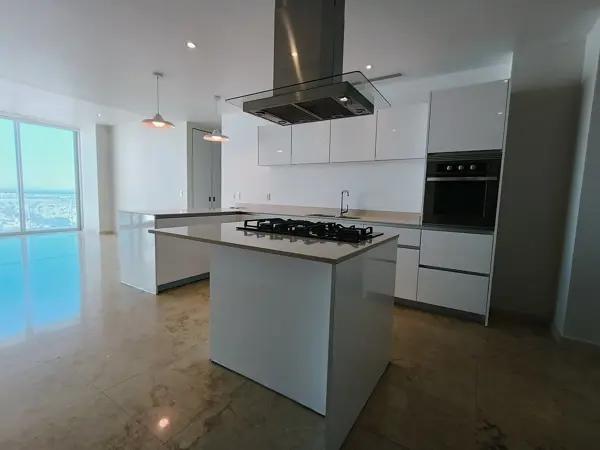 ??? Espectacular Departamento en Country Towers, Altabrisa