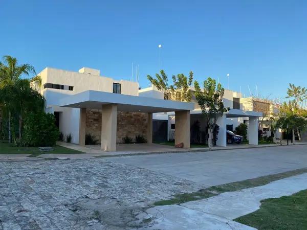 4 recámaras Privada Los Olivos 4 recámaras Privada Los Olivos