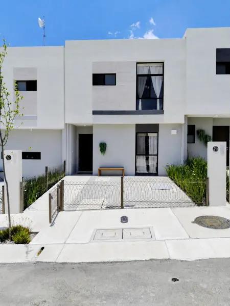 CASA EN VENTA ZARU EL MARQUES QUERETARO CASA EN VENTA ZARU EL MARQUES QUERETARO