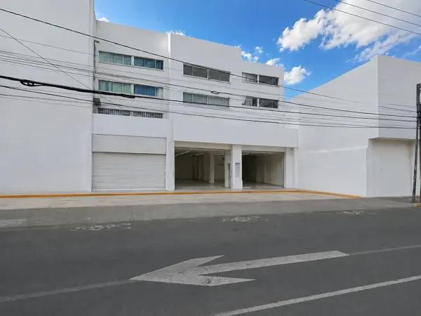 Local Comercial en Renta en Toluca, Zona Vértice, Espacio Amplio