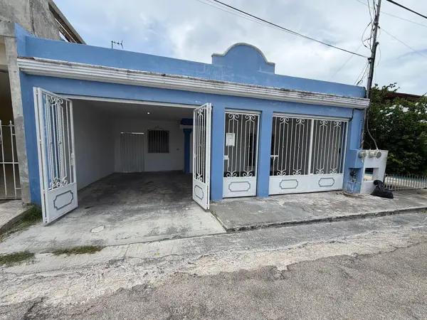 CASA EN VENTA EN YUCALPETEN