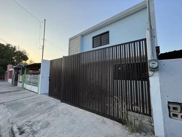 CASA EN VENTA EN ITZINMÁ