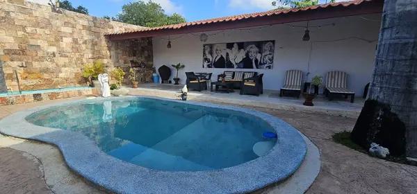 Beautiful home with pool and terrace Merida centro