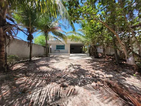 CASA EN VENTA EN CHUBURNA PUERTO