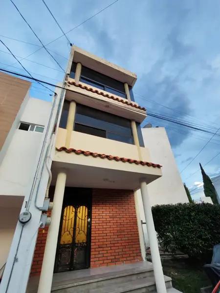 EDIFICIO DE 9 SUITES EN VENTA | A UNOS METROS DE LA UNIVERSIDAD IBEROAMERICANA PUEBLA