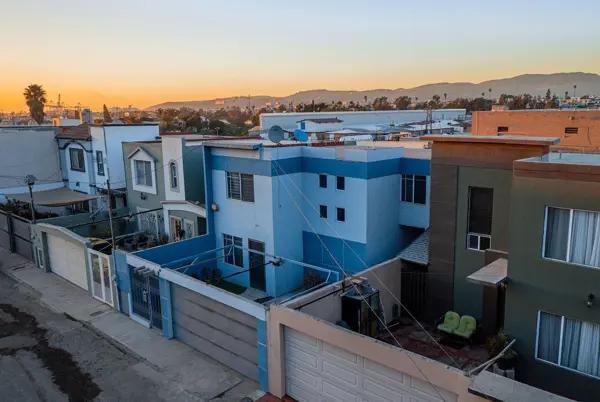 ?? ?? Casa Moderna en Venta en Valle Dorado, Ensenada — Lista para Habitar