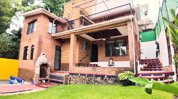 Casa En Lomas De Cortes | Alberca Privada, Recámara En Planta Baja y Seguridad 24/7 Casa En Lomas De Cortes | Alberca Privada, Recámara En Planta Baja y Seguridad 24/7