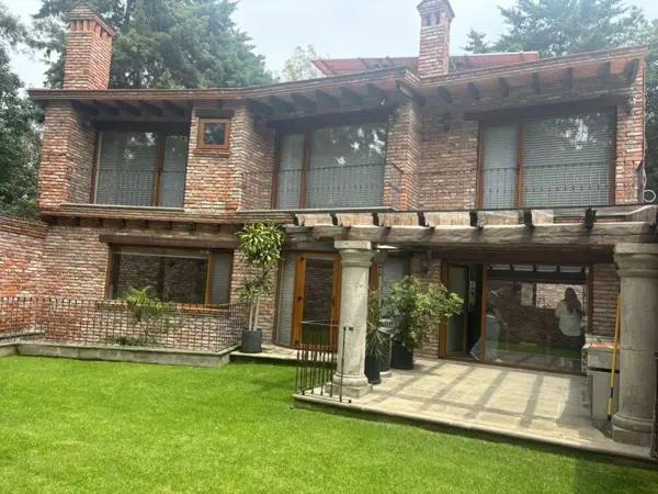 Casa en Venta en Campestre San Ángel con Acabados de Revista
