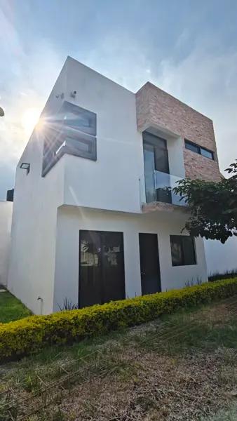 Casas en Condominio con Alberca