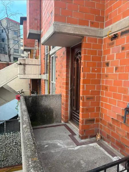 Hermoso departamento en Ampliación las Aguilas