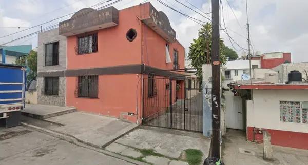 CASA EN VENTA, ADJUDICADA, EN 10 DE MAYO, XALAPA, VERACRUZ,