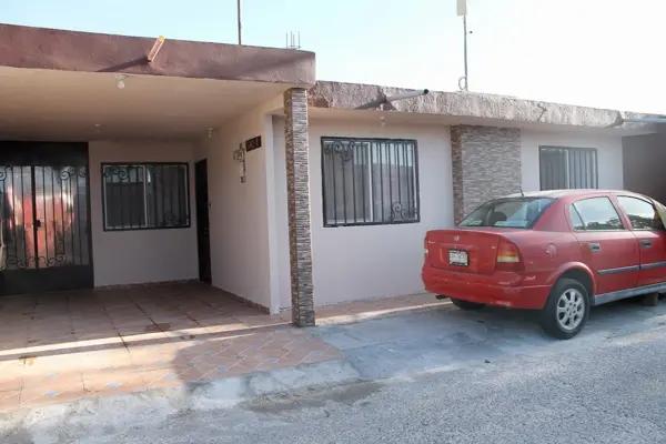 Casa en VENTA Lomas de Lourdes de 1 planta Casa en VENTA Lomas de Lourdes de 1 planta