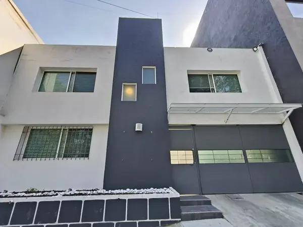 Casa remodelada en Venta en Lomas de Atizapán, Atizapán de Zaragoza Casa remodelada en Venta en Lomas de Atizapán, Atizapán de Zaragoza