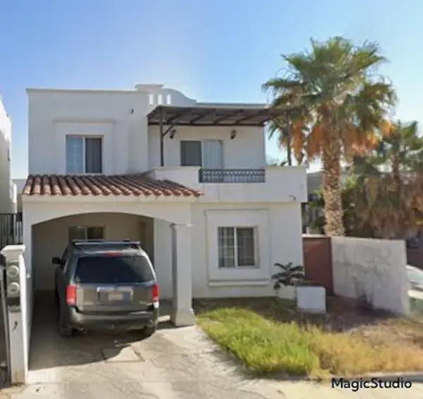 Casa independiente en venta en Medusa, Los Cabos - 4 recámaras