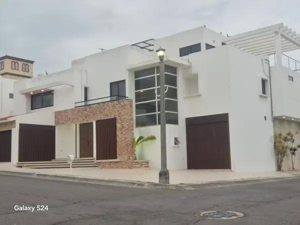 Casa en venta en Las Lomas Residencial, Alvarado, Veracruz de Ignacio de la Llave