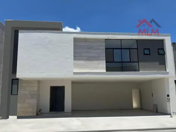 Casa en Venta en Altares Residencial, Santiago, Nuevo León