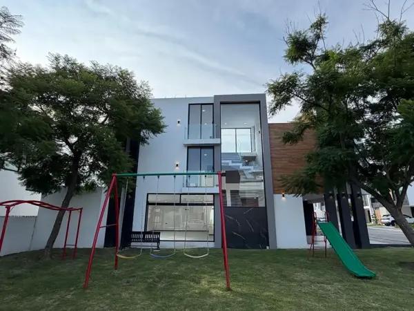 Casa en renta en Lomas de Angelópolis, San Andrés Cholula, Puebla Casa en renta en Lomas de Angelópolis, San Andrés Cholula, Puebla