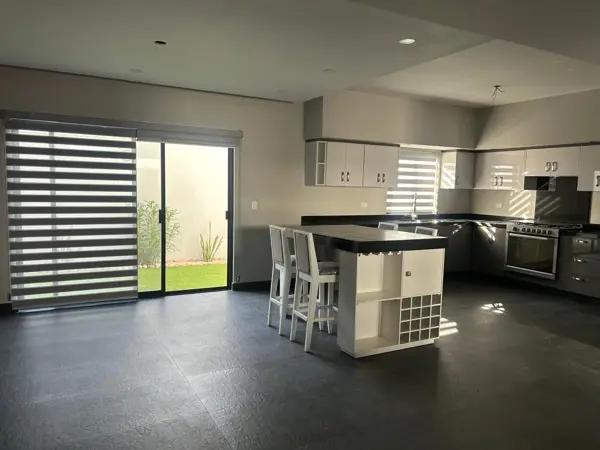 Casa en venta en comunidad cerrada, Los Viñedos, Torreón