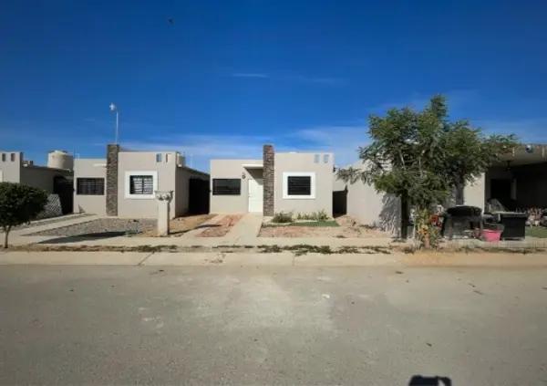 CASA DE ENTREGA INMEDIATA EN CALLE TUDELA, CANTABRIA HERMOSILLO, SONORA