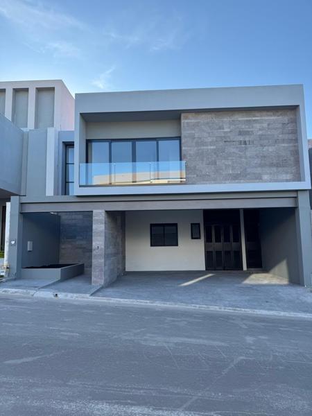 Casa en venta en Carretera  Nacional