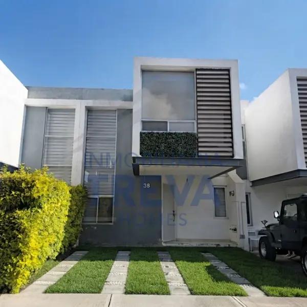 CASA EN RENTA, AGAVE CRISTAL, SJR
