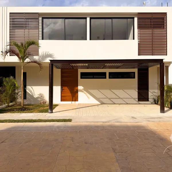 Casa Nueva en Arbolada, Huayacán: Modernidad y Confort en Cancún