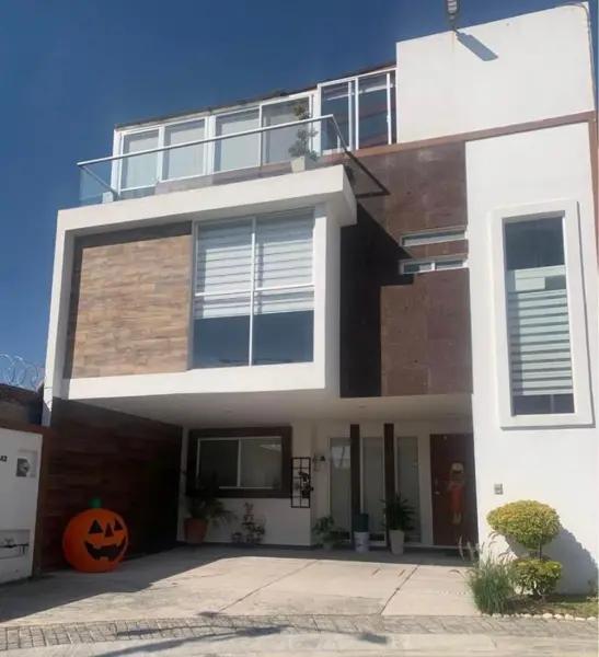 Casa en Lomas de Angelopolis, Puebla Casa en Lomas de Angelopolis, Puebla