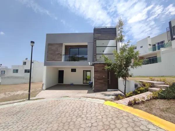 Venta de casa Lomas de Angelópolis