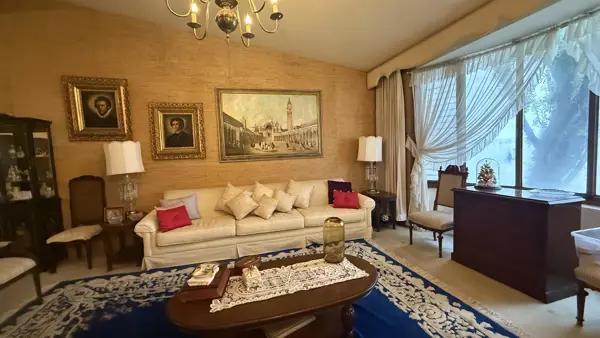 CASA ARBIDE LEON VENTA