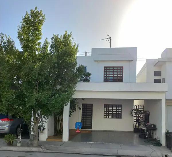 CASA ZONA HUINALA PRIVADA ILTAMARINDO APODACA RENTA