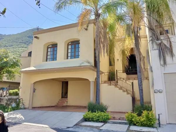 CASA LOMAS DEL PASEO MONTERREY VENTA