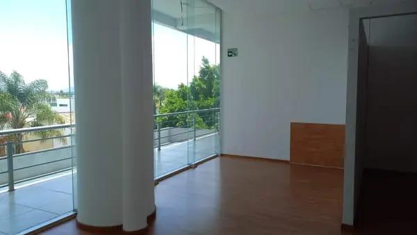 Renta de local comercial zona  Lomas de Angelópolis, San Andrés Cholula