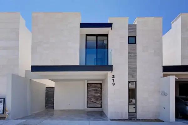 CASA EN RENTA EN RESIDENCIAL SETERRA | 4 RECAMARAS, UNA EN PLANTA BAJA