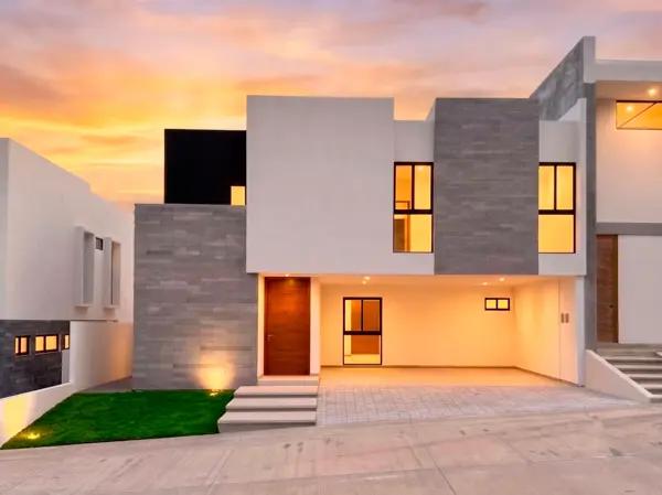 CASA NUEVA EN VENTA EN PUNTA TIBURON CON 4 HABITACIONES, UNA DE ELLAS EN PLANTA BAJA