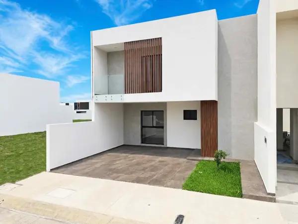CASA EN VENTA EN PUNTA TIBURON