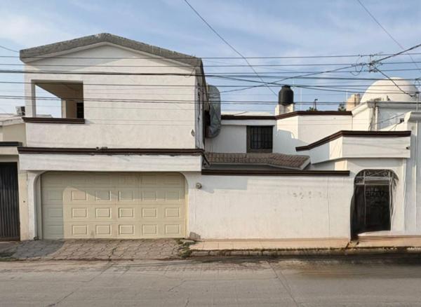 CASA EN VENTA EN COLONIA PETROLERA, MONCLOVA, COAHUILA
