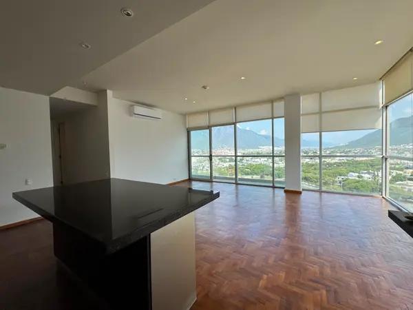 Departamento en Venta acabados de lujo y vistas en valle oriente -Con opcion de renta