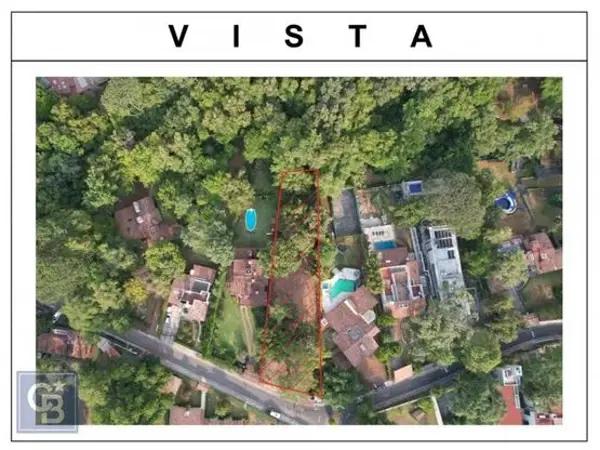 TERRENO EN VENTA DENTRO DEL CLUB DE GOLF.