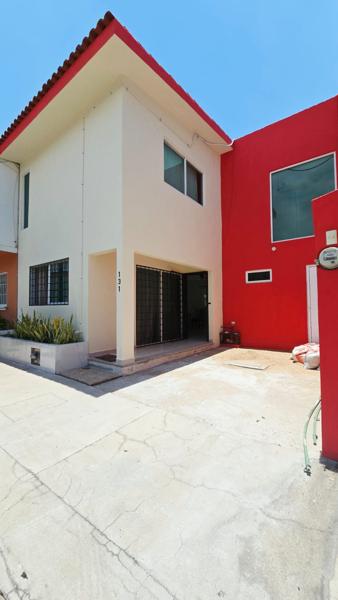 CASA EN RENTA, FRACC SANTA CLARA, AMUEBLADA, TUXTLA GUTIERREZ, CHIAPAS