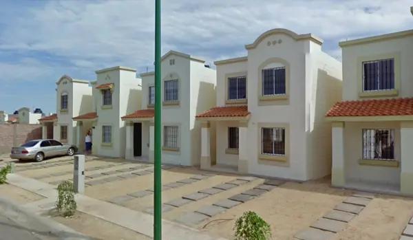 Casa en Remate: Condominio de 2 Recámaras en Villa del Cedro, Culiacán