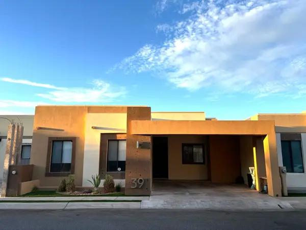 Casa en renta en Hermosillo, Rivello Residencial, comunidad cerrada