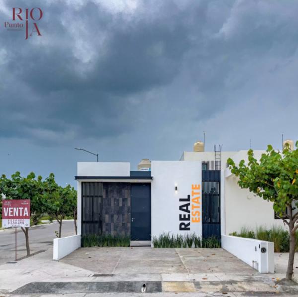Casa en venta en Punto Rioja, Colima, Colima