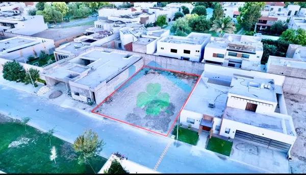 TERRENO EN HACIENDA DEL ROSARIO