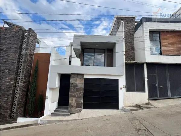 Casa Nueva en Venta Loma Centro Patzcuaro